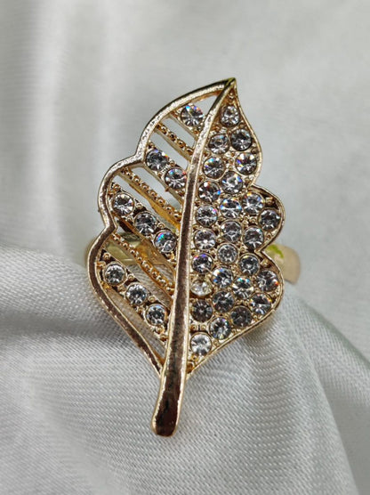 LeafGleam: Imported Elegant Crystal-Studded Leaf Adjustable Ring